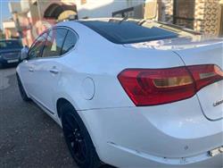 كيا كادينزا